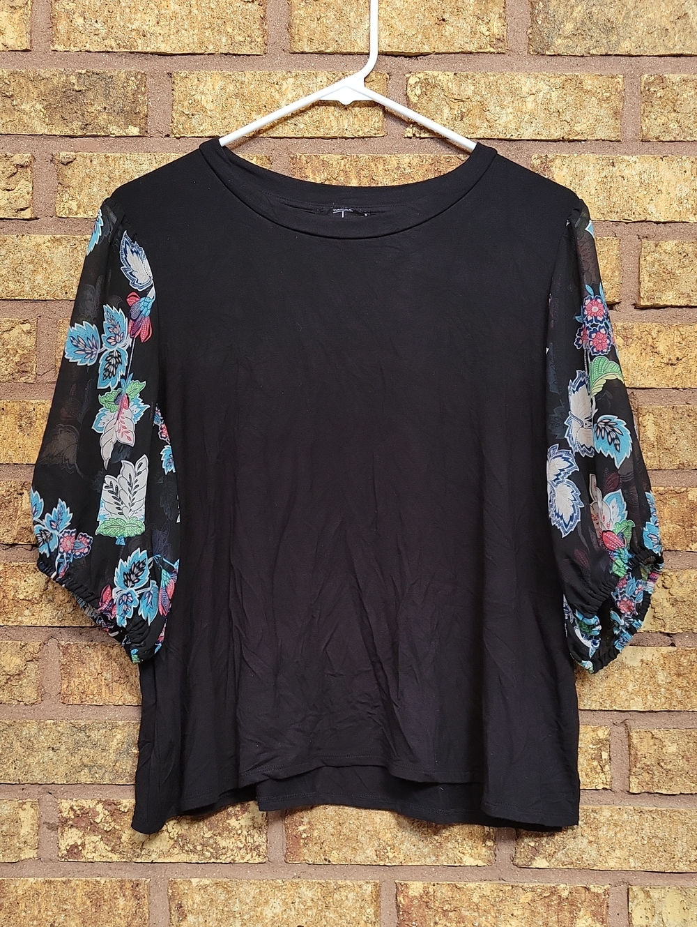 Tahari Black Top with Floral Sheer Puff Sleeves Size 1X Casual Feminine Boxy